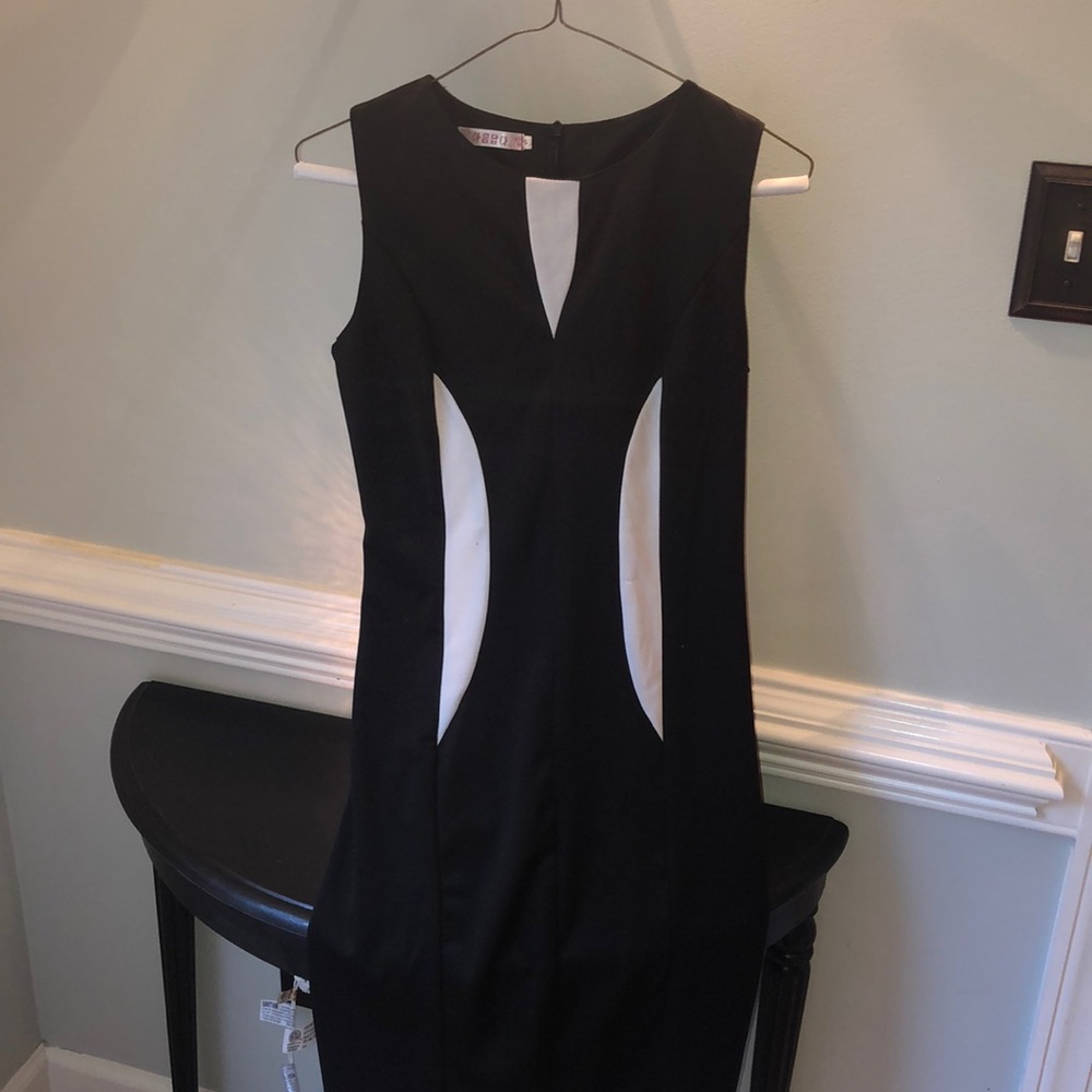 Black and white fitted work dress